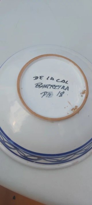 Fuente cerámica De la Cal Barreira