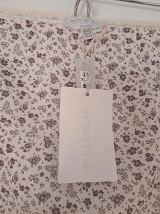 Falda larga floral beige y morada