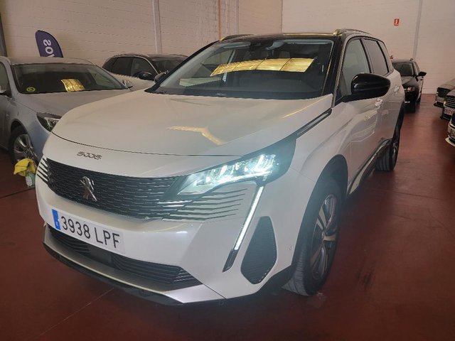 Peugeot 5008 2021