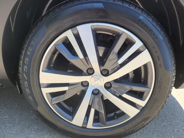 Peugeot 5008 2021