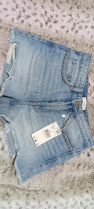 Shorts vaqueros tachuelas Mango nuevos con etiquet
