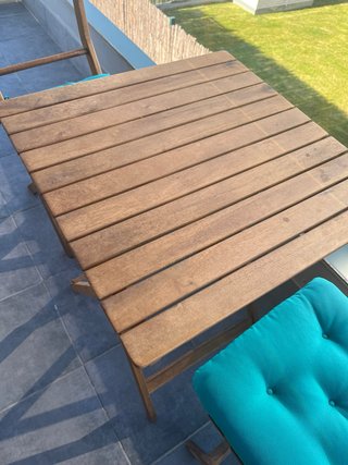 Conjunto mesa y 2 sillas madera balcón