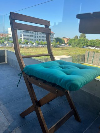 Conjunto mesa y 2 sillas madera balcón