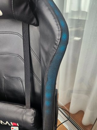 SILLA GAMING MU VIP NEGRA CON LUZ Y MANDO