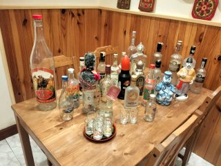 Bottiglie di Vodka Vuote da Collezione