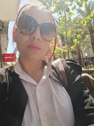 Servicio de limpiezas en oficinas y escaleras.casa