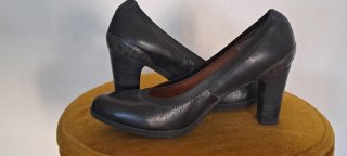 Zapatos de tacón Hispanitas negros