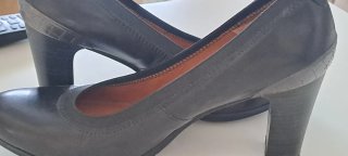 Zapatos de tacón Hispanitas negros
