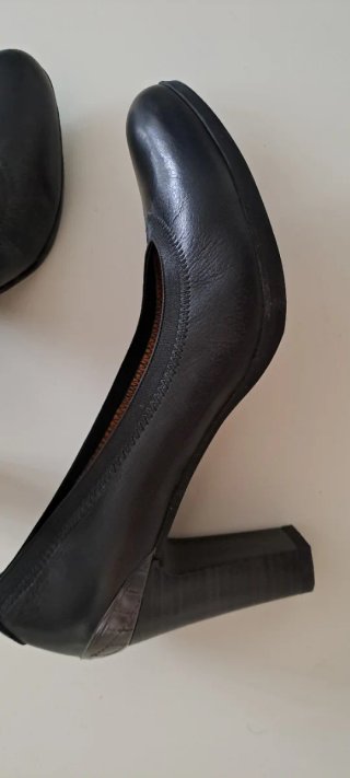 Zapatos de tacón Hispanitas negros