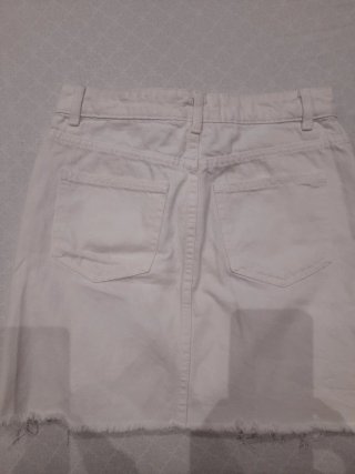 Falda mini vaquera blanca