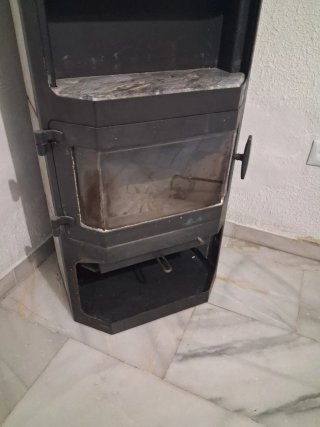 Estufa de leña tipo nórdica