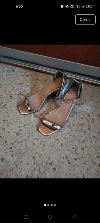 Zapatos de fiesta plateados