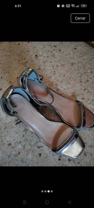 Zapatos de fiesta plateados