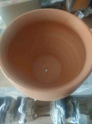 Maceta de terracota pequeña