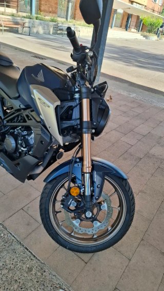 Honda CB125R 2022 Blue Jeans