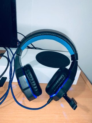Audífonos Gamer SY830MV Con Luces Micrófono