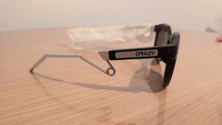 Sin Usar Nuevas Oakley HSTN Metal MATTE BLANCK. Le