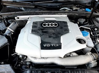 Audi 1099207 centralita motor 8k0907401p a4 ber.