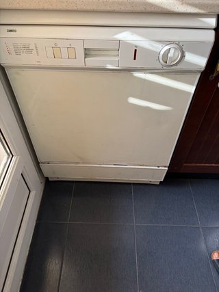 Lavavajillas Zanussi