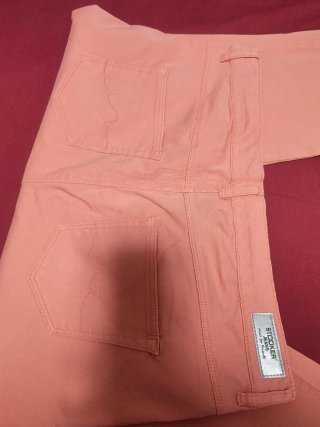 Pantalón pirata mujer coral
