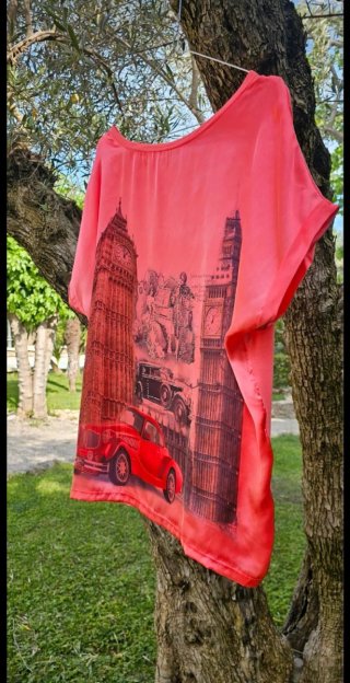 Top estampado Londres coches vintage