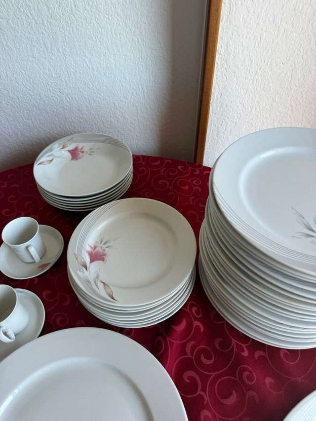 Bareuther Bavaria Porcelana 59  Piezas Años 70