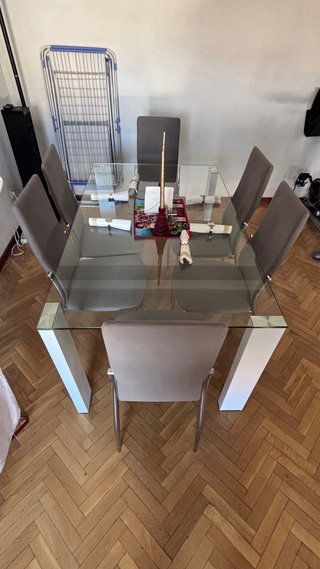 Comedor cristal 6 sillas buen estado