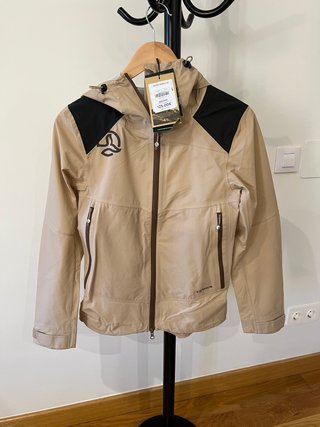 Chubasquero Ternua Arko Mujer Beige/Negro