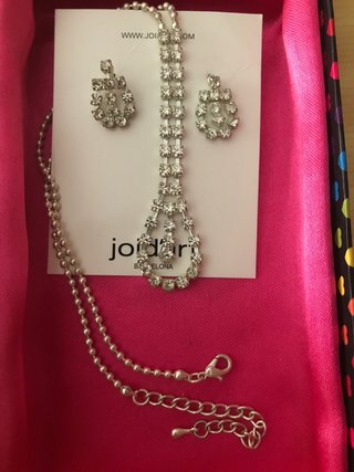 Conjunto  Pendientes y Gargantilla Brillantes