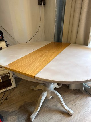Mesa redonda de madera para restaurar