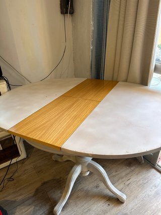 Mesa redonda de madera para restaurar