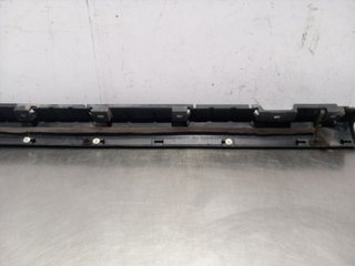 FALDON LATERAL JAGUAR F-PACE 204DTD HK83101D56BF
