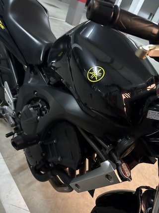 Yamaha FZ6 Naked Negra