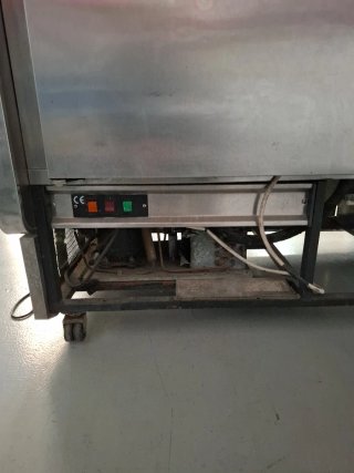 Vitrina Refrigerada Cristal y Metal