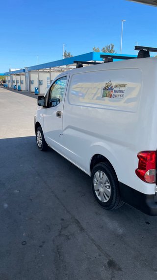 Nissan NV200 2015