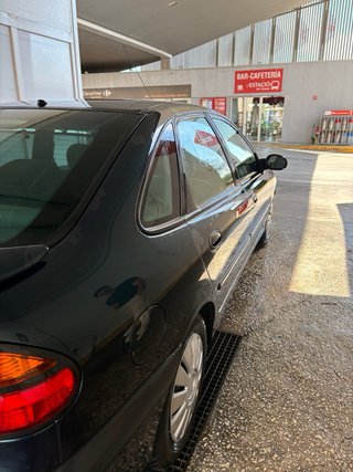 Renault Laguna 1999