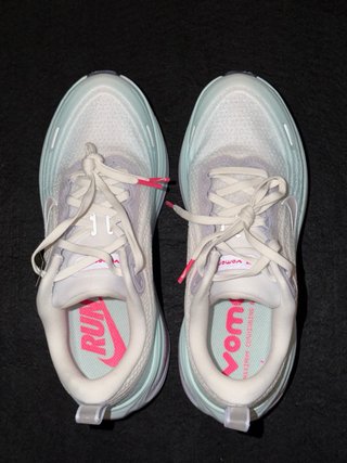 Nike Vomero Plus