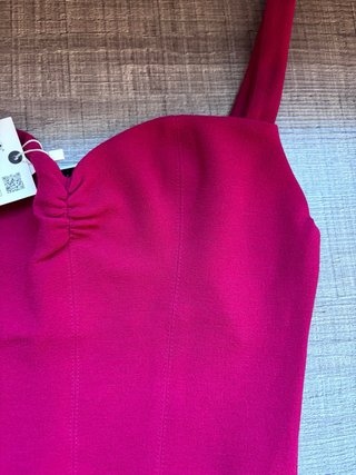 Top Corto Zara Fucsia Talla M Nuevo con etiqueta