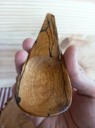 Cuchara de mesa de madera haya moteada