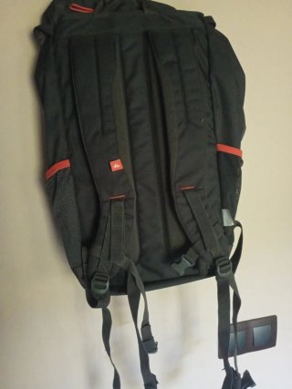 Mochila Quechua Arpenaz 30 gris
