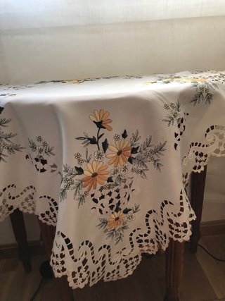 Tapete de mesa floral blanco