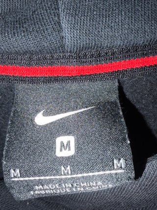 Felpa Nike Kyrie Nera con Tasca Zip Uomo M