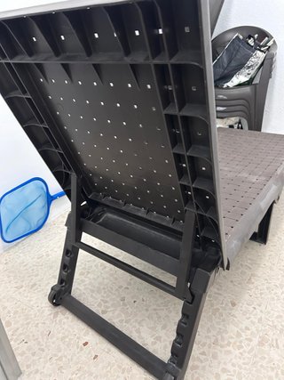 Hamaca marrón de plástico
