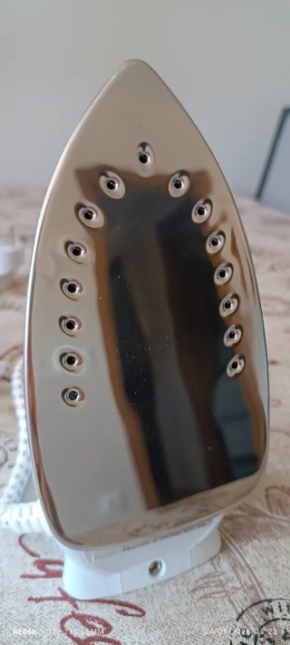 Plancha de viaje Jata 800W