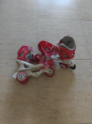 REGALO Patines niña Talla 28-30 Rosas