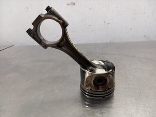 PISTON VOLKSWAGEN GOLF IV BERLINA (1J1)(10.1997)