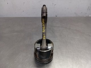 PISTON VOLKSWAGEN GOLF IV BERLINA (1J1)(10.1997)