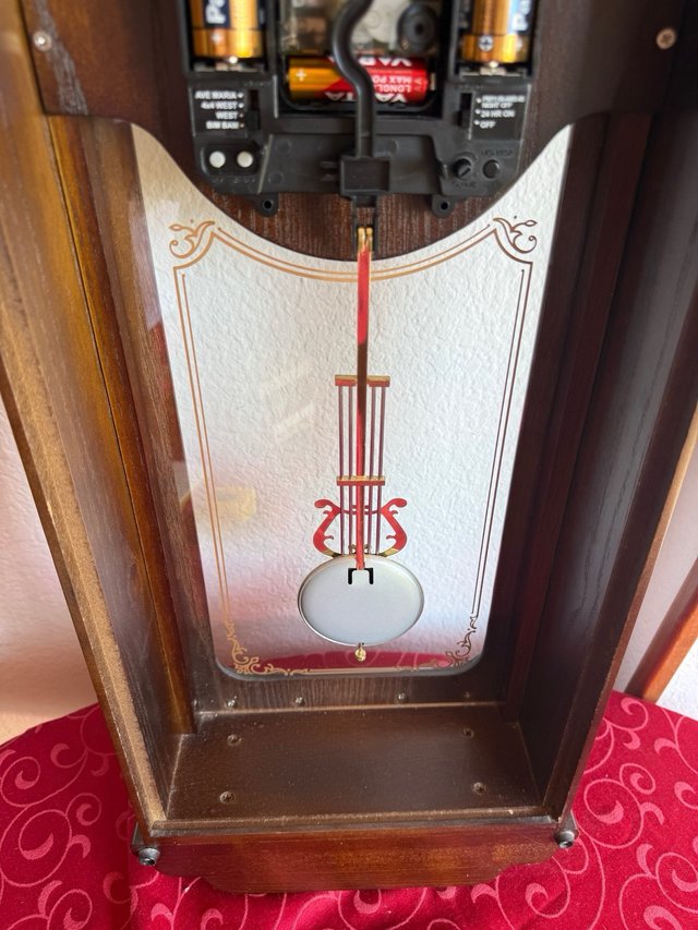 Reloj Festina de Pared con Péndulo
