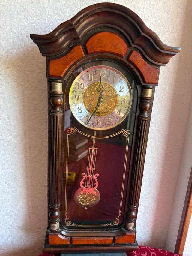 Reloj Festina de Pared con Péndulo