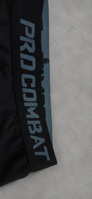 Mallas técnicas Pro Combat con protecciones